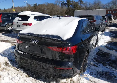 2024 Audi A3 Premium 40 Tfsi Front-Wheel Drive S Tronic z USA, uszkodzony, nr VIN WAUAUDGY2RA136677